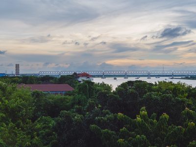 Landscape shot on a Fujifilm X-Pro3, October 2025.