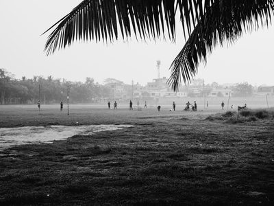 Street and documentary, black and white shot on a Fujifilm X-Pro3, April 2023.